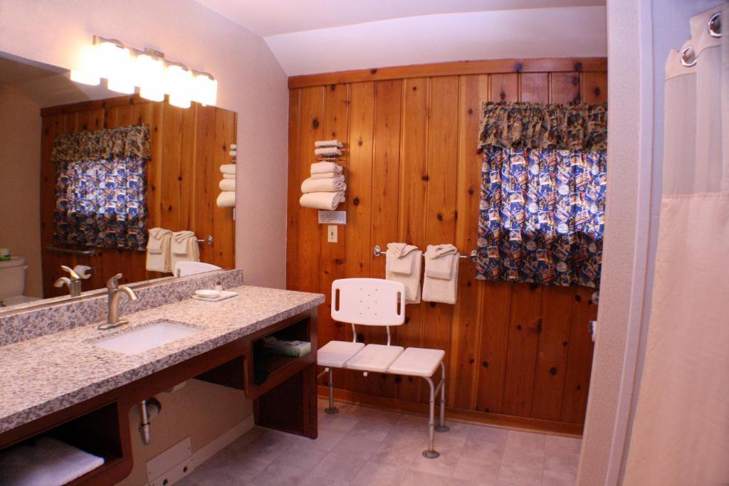 Buffalo Bill Cabin Village Cody Room photo